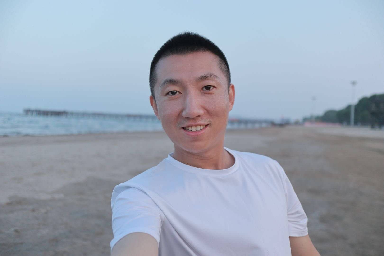 小叔是谁?我有哪些自媒体?-男孩久久网